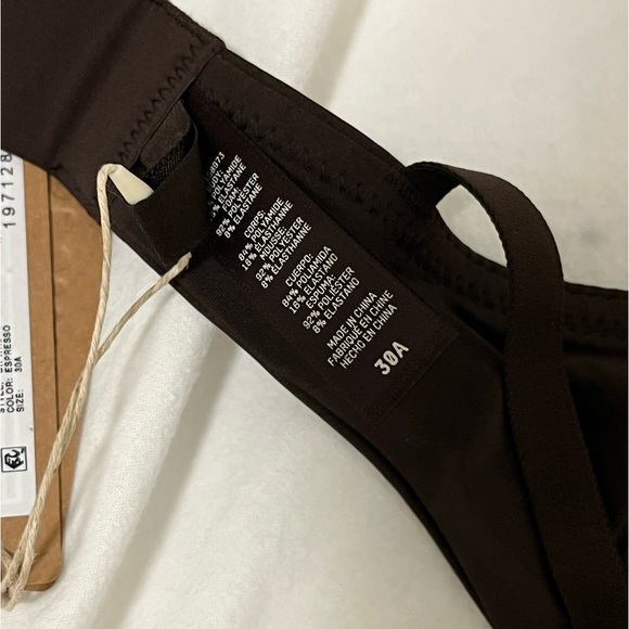 SKIMS WIRELESS FORM T-SHIRT DEMI BRA (ESPRESSO) - Picture 5 of 5